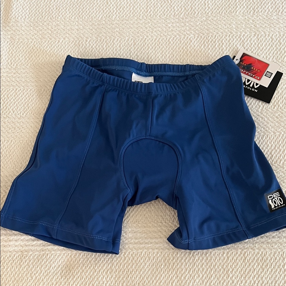 Desoto women’s triathlon shorts NWT